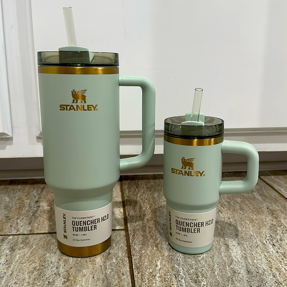 Stanley "mommy and me" set